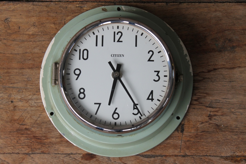 [VIN-216BQ]  Ship Clock